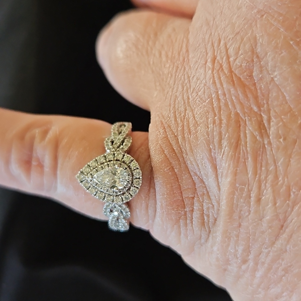 Neil Lane Engagement Ring - Picture 7 of 10